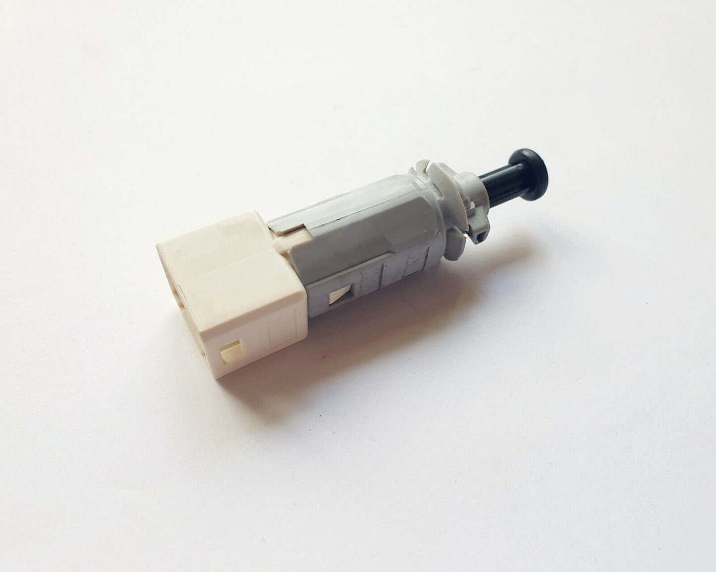 HELLA Bremslichtschalter 6DD008622-371 Schalter Bremslicht