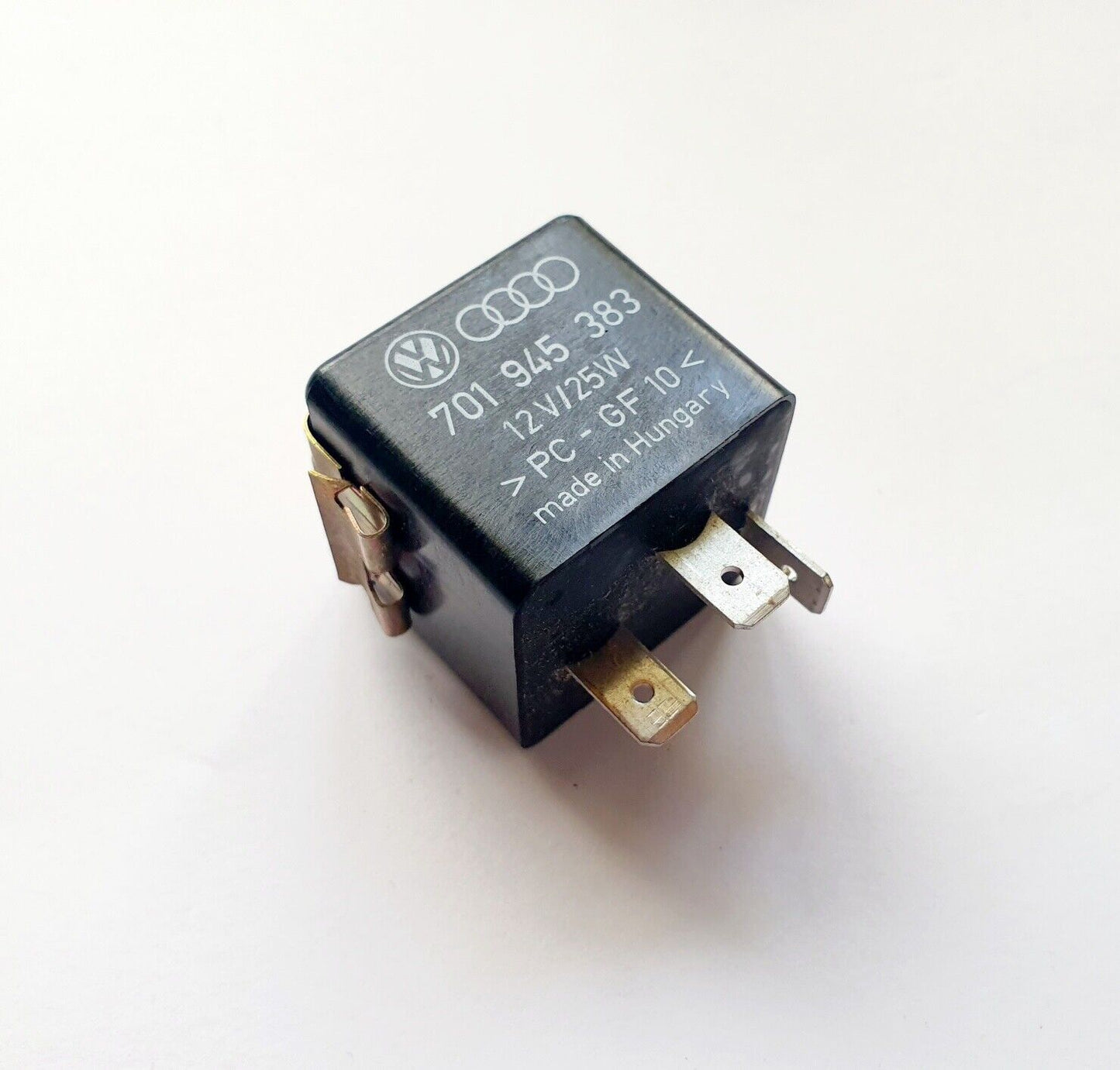 Original VW Relais Nebelschlussleuchte 701945383 VW T4 Caddy Passat