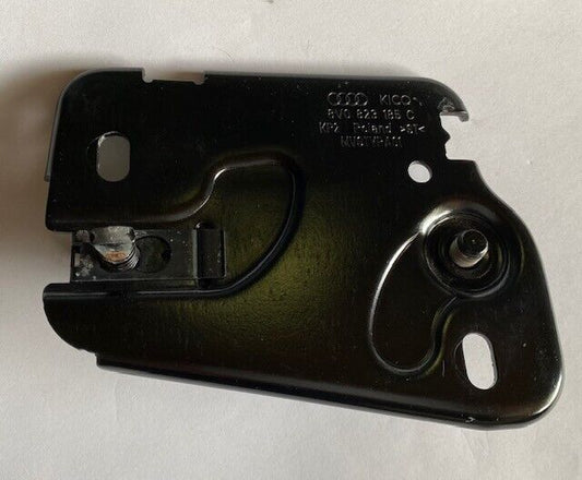 Original  AUDI A3 8V Motorhaube Entriegelungstaste links 8V0823185C