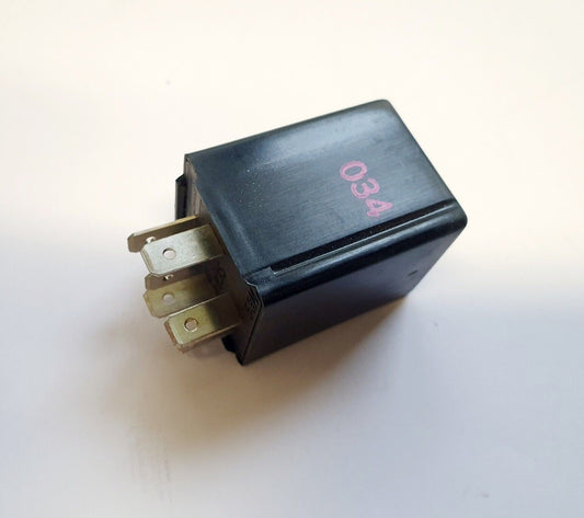 HELLA 5WG 003 620-091 Relais Wisch-Wasch-Intervall 12V - 6-polig ohne Halter