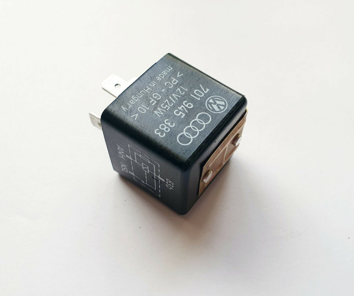 Original VW Relais Nebelschlussleuchte 701945383 VW T4 Caddy Passat